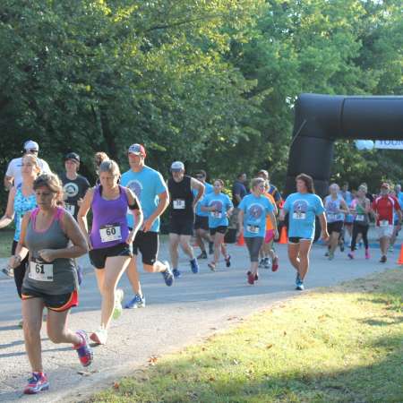 Runners as they go through the course.