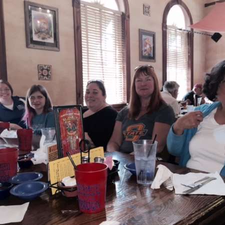 Christina, Valerie, Marama, Julayne, and Virginia at lunch after tour.